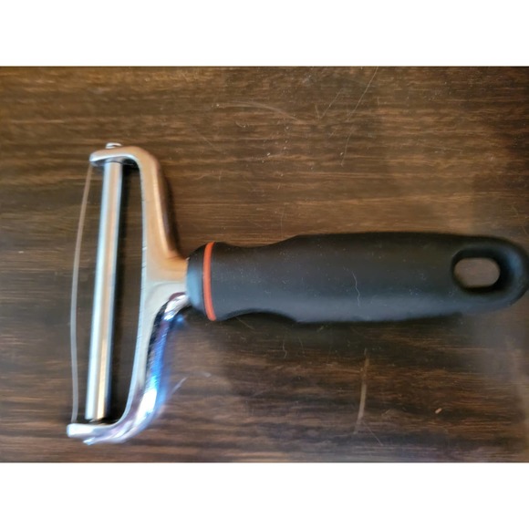 Norpor EZ Grip Stainless Steel Cheese Slicer - Black Handle - Picture 3 of 4